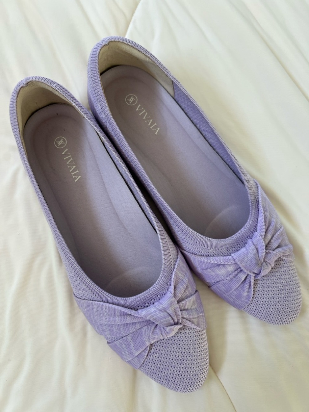 ‘Bibi’ Lavender Pointed-Toe Knit Ballet Flats with a Knot